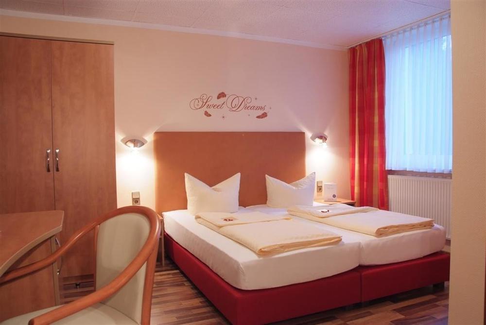 Arena Hotel Gelsenkirchen Room photo